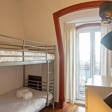 Quirky 3 Bedroom Floor In Bicasao Paulo