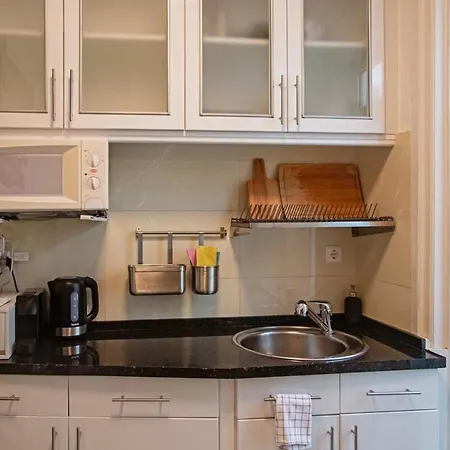 Quirky 3 Bedroom Floor In Bicasao Paulo *